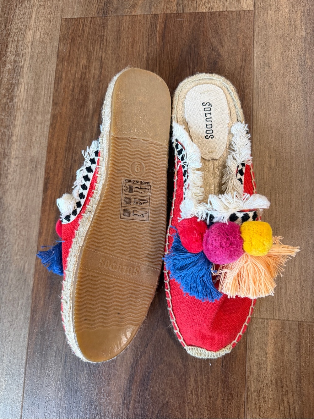 Soludos Red Slip-On Pom Pom Tassel Espadrille Mules - Picture 5 of 7